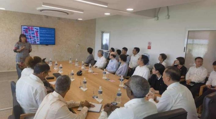 Dirigente partidista chino visita Zona Especial de Desarrollo del Mariel