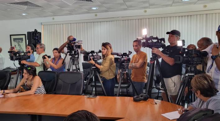 Prensa nacional y Extranjera