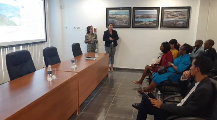 ZED Mariel recibe a Ministra de Relaciones Internacionales de la República de Namibia