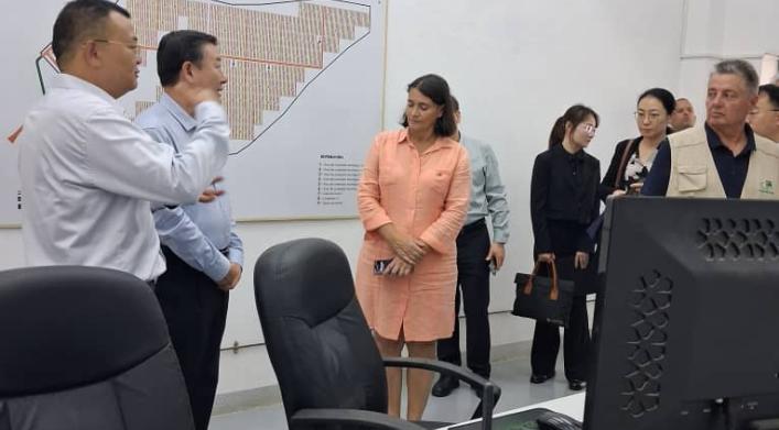 La Oficina de la Zona Especial de Desarrollo Mariel recibe a Ministro de Vivienda y Desarrollo Urbano-Rural de la República Popular China