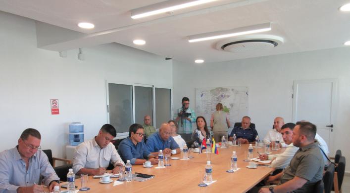 Delegación venezolana visita la ZED Mariel