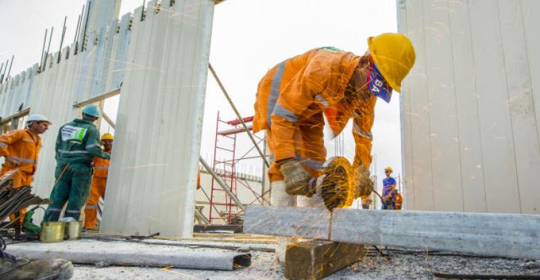 Reconocen a constructores cubanos